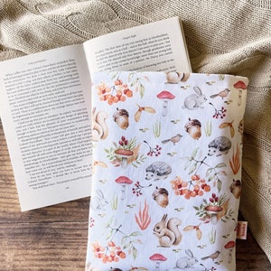Handmade book sleeve, kindle sleeve, padded booksleeve