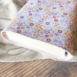 Handmade book sleeve, kindle sleeve, padded booksleeve