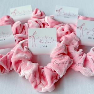 Pink Bow Party Favors Scrunchies, She&#39;s Tying The Knot Favor, Coquette Bridal Shower, Pink Bow Bridal Shower, Girly Bach Party Favors Bulk