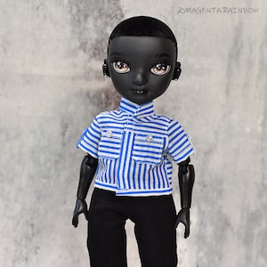 PoppenSHIRT voor Rainbow High jongen, handgemaakte poppenkleding
