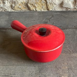 Panela vintage de ferro fundido esmaltado - pequena panela vermelha