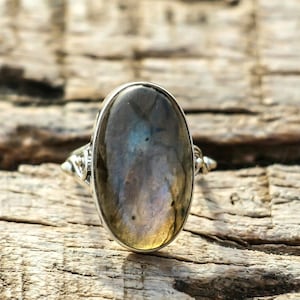 Labradorite Silver Ring, Long Oval Stone Ring, 925 Sterling Silver, Gemstone Ring, Artisan Ring, Handmade Ring, Boho Ring, Gift For Sister