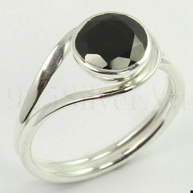 Black Onyx Ring, Faceted Stone, Round Stone Ring, 925 Sterling Silver, Split Band Ring, Black Stone Ring, Silver Band Ring, Gift For Her image 6