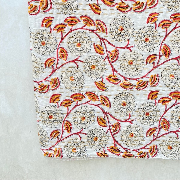 Handmade Floral Kantha Quilt, Antique Indian Bedspread, Vintage Bedroom Decor, Beautiful Blanket
