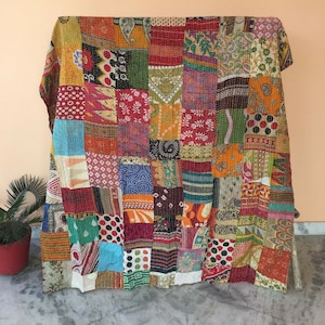 Indischer Vintage Kantha Quilt Handgemachte Patchwork Kantha Bettwäsche Tagesdecke Coverlet