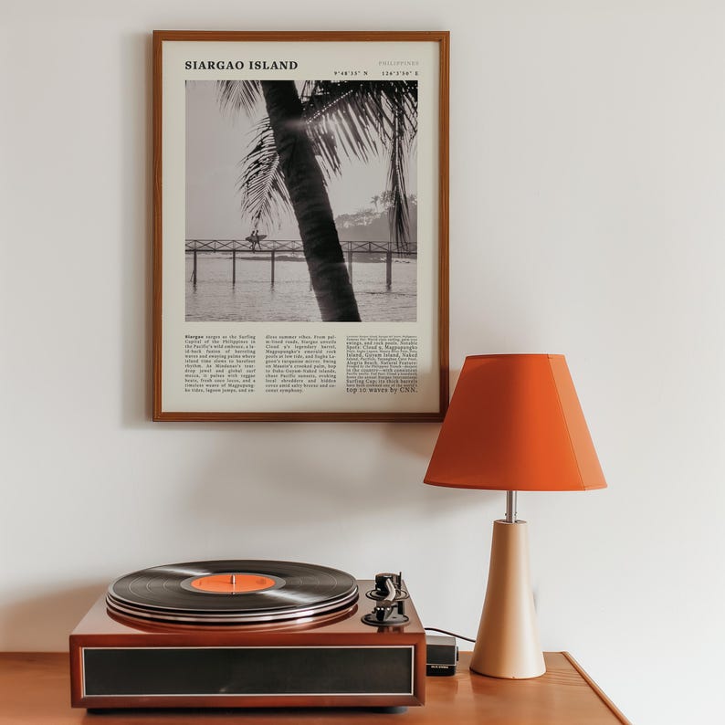 Pôster vintage da Ilha de Siargao, Filipinas | Impressão artística de viagem com palmeiras e calçadão de surf Cloud 9 imagem 4