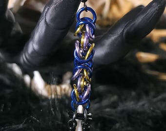 The Sound of a Cat's Steps Fang Earrings