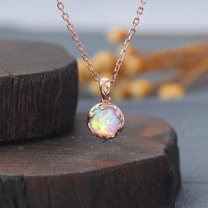 Unieke Lab Pink Opal hanger ketting Roségouden solitaire hanger Botanische ketting Antieke Lab Opal ketting voor Moederdag en vrouwencadeau