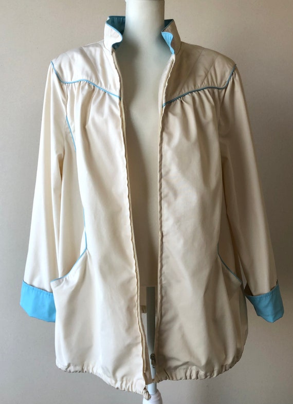 Vintage 80s White Spring Quilted Jacket with Blue… - image 6