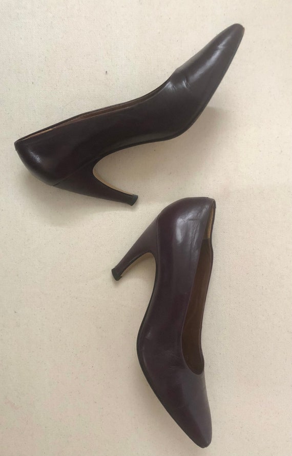 Vintage 80s Burgundy Leather Pumps|Heels Size 8 N… - image 5