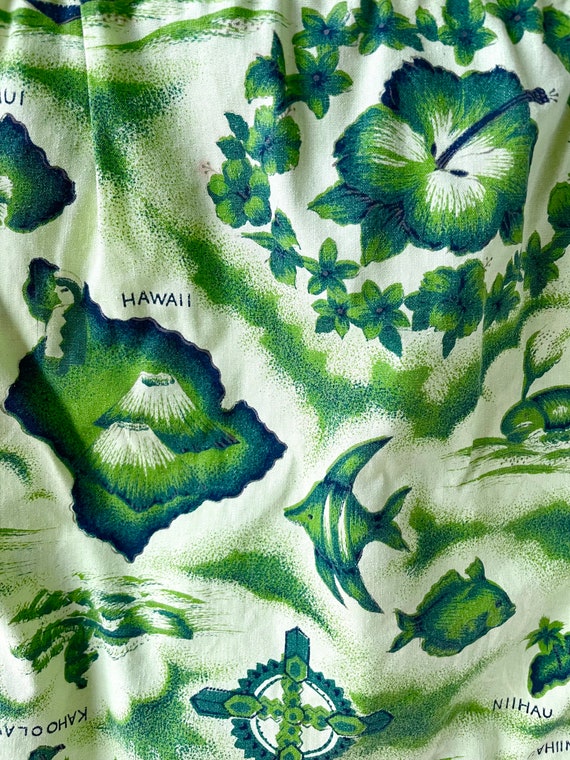 White Map of Hawaii Boy's Hawaiian Shirt and Shorts main image 0