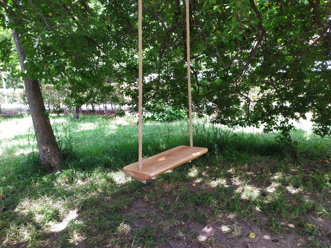 Baumschaukel aus Holz mit Juteseil Massivholz-Baumschaukel | Etsy