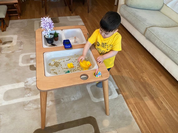 Regalo de Navidad, Mesa sensorial, Mesa de actividades para niños, Mesa de  juegos de madera con contenedores, Juego de mesa y sillas Montessori,  Pizarra y pizarra blanca -  México