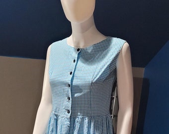 Dulce vestido vintage de cuadros azules bordados con notas musicales, talla S