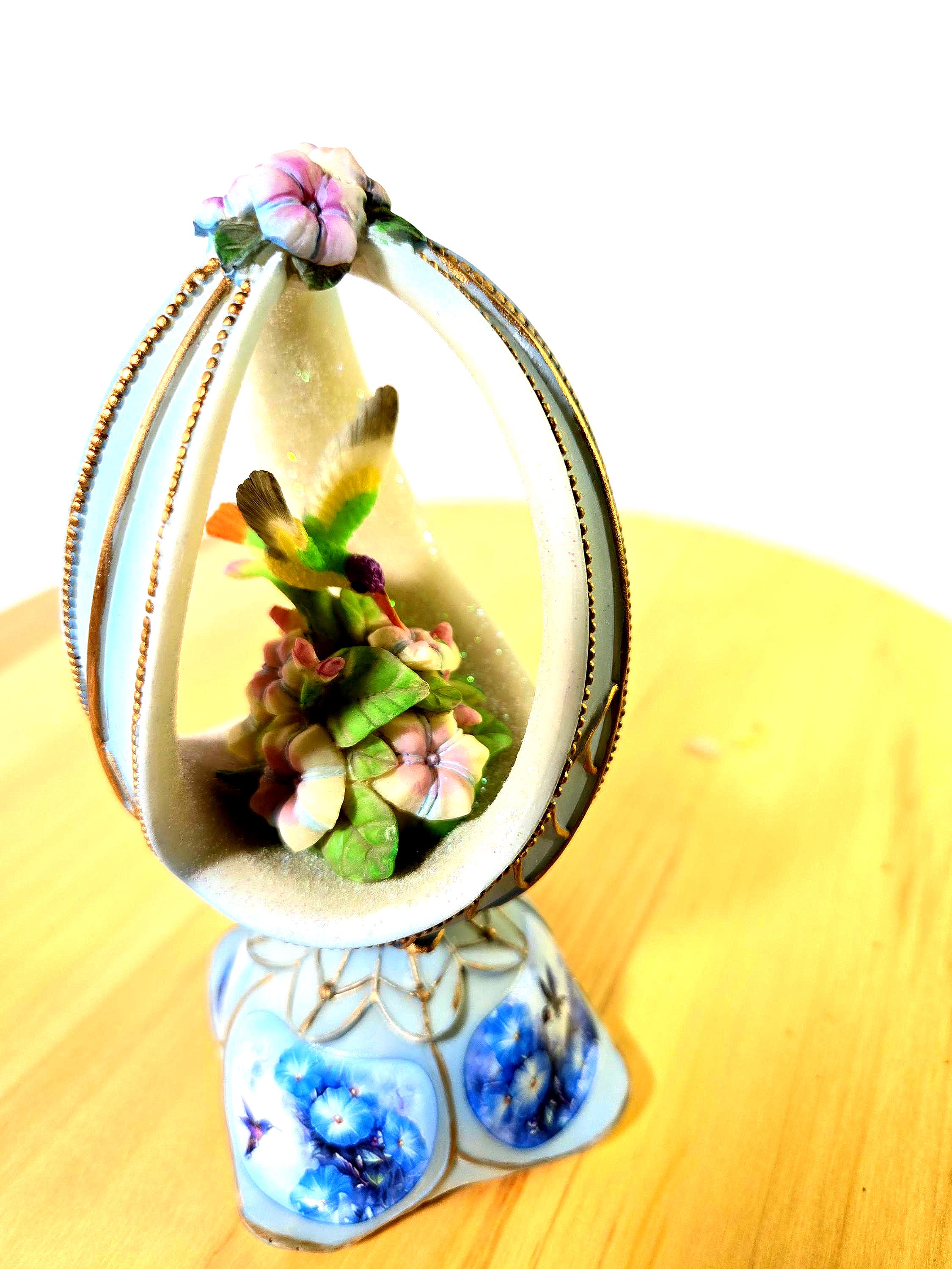 Sankyo Heirloom Porcelain Music Box: Hummingbird & Flowers in Egg