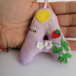 Llavero personalizado. Llaveros personalizados. Letras de fieltro. Regalo para ella. Llaveros hechos a mano. Adorno personalizado. Regalo para profesora. Llaveros con letras.