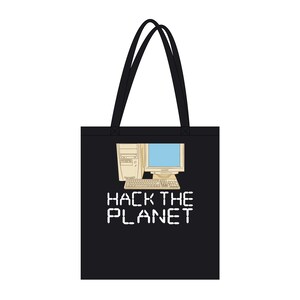 Könnte beinhalten: Schwarze Tragetasche mit einer Retro-Computergrafik, einschließlich Monitor, Tastatur und Tower. Der weiße Text "HACK THE PLANET" ist darunter aufgedruckt. Die Tasche hat schwarze Griffe.