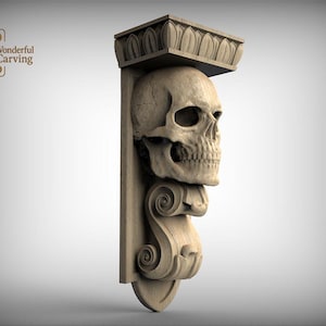 Op de afbeelding: Een gebeeldhouwde houten wandbeugel met een gedetailleerd schedelontwerp. De beugel heeft een rechthoekige bovenkant met een decoratieve rand, een centrale schedel en krullen. Het logo "Wonderful Carving" is zichtbaar.