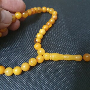 12.41 gm Islam natural amber from Poland سبحة كهرب انتيك بولندي