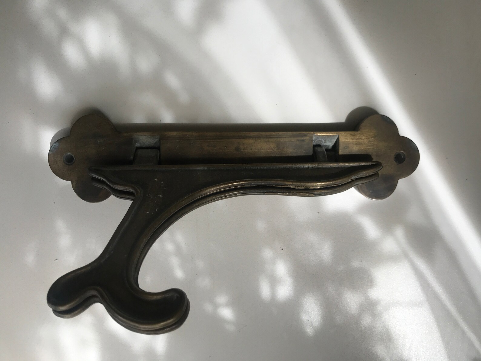 Vintage iron / metal / brass wall plate holder support Etsy