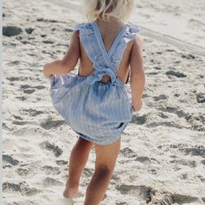 Cross Back Pocket Dress in English Manor
