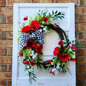 Red Poppy Wreath | Front Door Hanger | Summer Wreath | Spring Wreath | Remembrance Day Wreath | Memorial Day | Home Décor | Canada Day