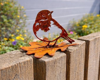 Rustic Metal Robin on Oak Leaf: Garden Decor Sculpture