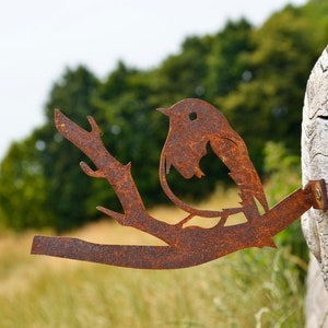 Rostiges Metall Rotkehlchen auf Zweig - Gartenzaun Dekor - Gartenkunst Skulptur Geschenk