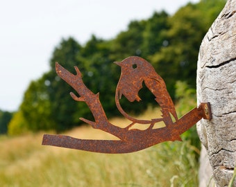 Rusty Metal Robin on Twig- Garden Fence Decor- Garden Art Sculpture Gift Present