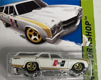 ホット ホイール 1970 シボレー シェベル SS ワゴン - オレンジと