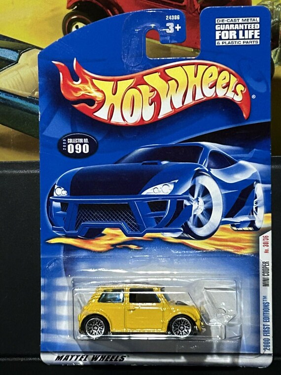 Hot Wheels 2000 Mini Cooper First Edition Yellow