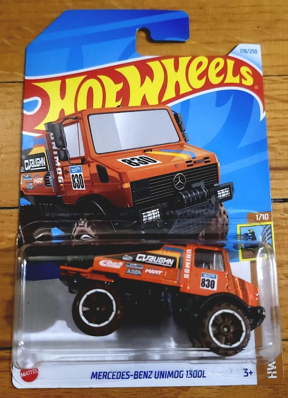 Hot Wheels Mercedes-Benz Unimog 1300L HW Dirt Orange - Collector's Edition