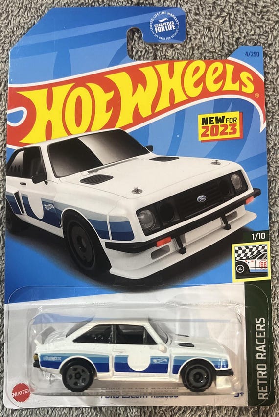 Hot Wheels Ford Escort RS2000 Hw Retro Racers White - Collector's Edition