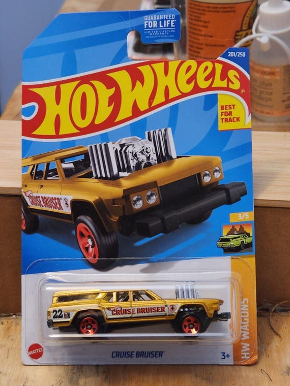 Hot Wheels Cruise Bruiser HW Wagons - Gold - Collector's Edition