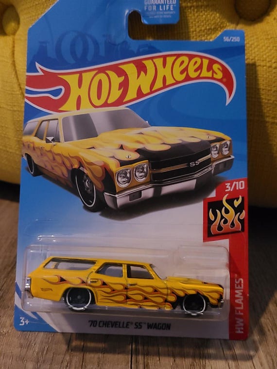Hot Wheels 1970 Chevelle SS Wagon HW Flames 3/10 Yellow Collector's Edition