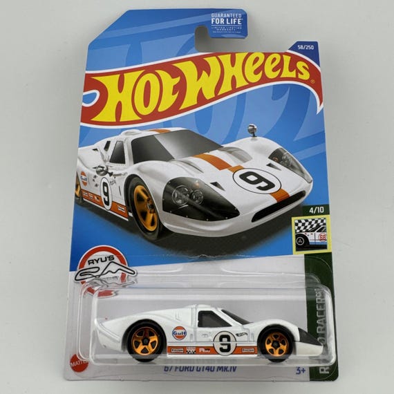 Hot Wheels 1967 Ford GT40 MK IV Hw Retro Racers White Gulf Collector's Edition