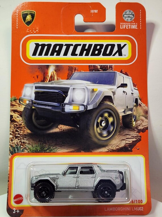 Matchbox Lamborghini LM002 Off Road 4x4 Diecast Car SUV Metalflake Silver Collector's Edition