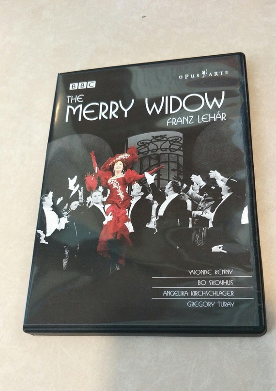The Merry Widow: San Francisco Opera - Franz Lehar 1996 DVD Father's Day Gift Ideas