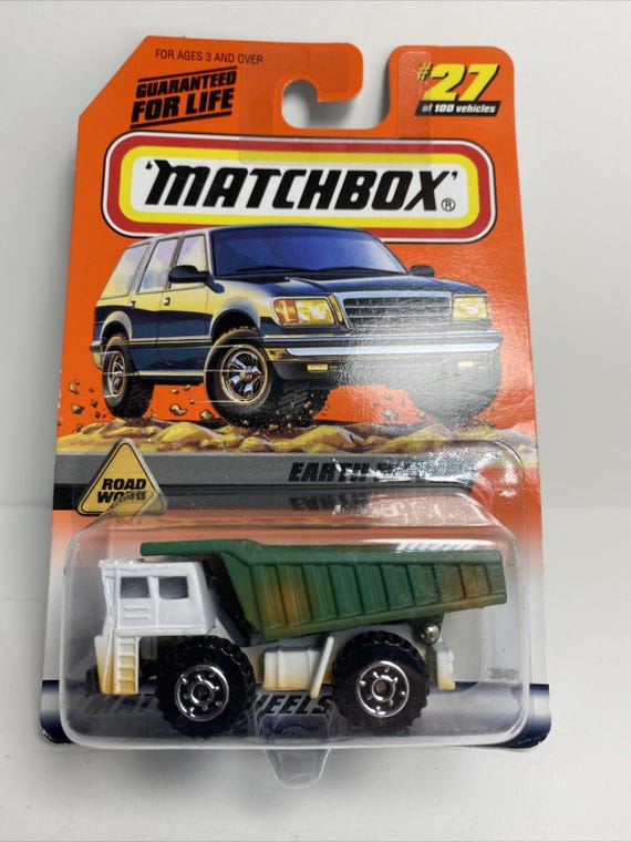 Matchbox 1999 Earth Mover Dump Truck Road Work Series White & Green Collector's Edition