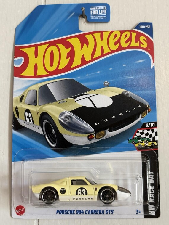 Hot Wheels Porsche 904 Carrera GTS HW Race Day Series - Yellow - Collector's Edition