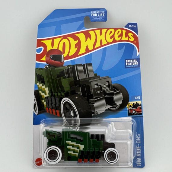 Hot Wheels Pixel Shaker Treasure Hunt Hw Ride Ons Dark Green Collector's Edition