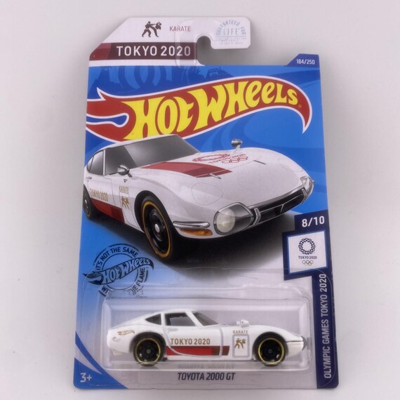 Hot Wheels Toyota 2000 GT Olympic Games Tokyo White Collector's Edition