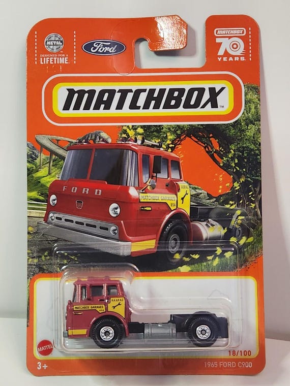 Matchbox 1965 Ford C900 Transport Truck Red 18/100 Diecast Car Collector's Edition
