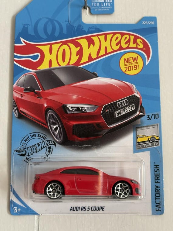 Hot Wheels Audi RS 5 Coupe HW Factory Fresh - Red - Collector's Edition