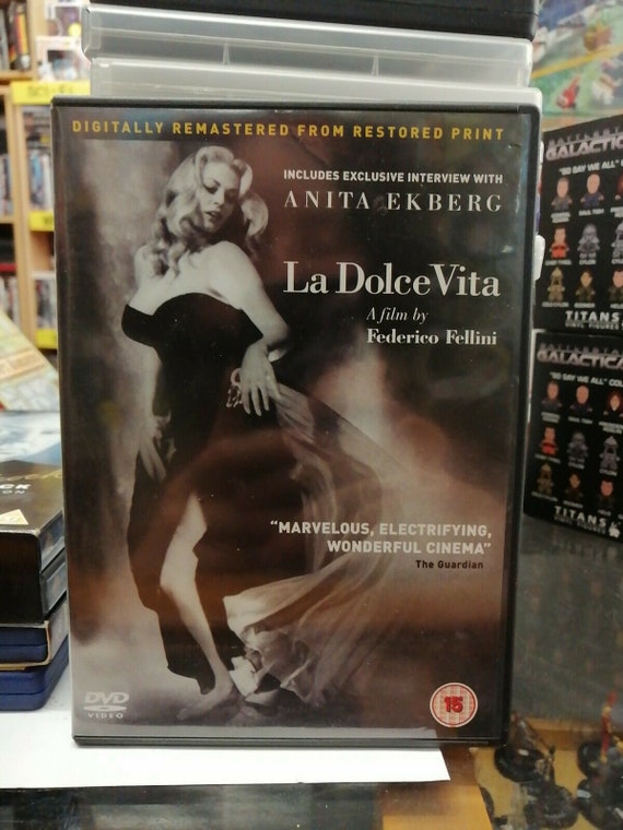 La Dolce Vita - a film by Federico Fellini(Italy, 1960) Marcello Mastroianni, Anita Ekberg Region 2 DVD s
