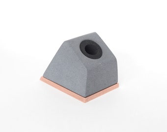 Penwell Craftsman Deluxe Copper – Nuthatch Gray: The pen cap holder for capped fountain pens and rollerballs
