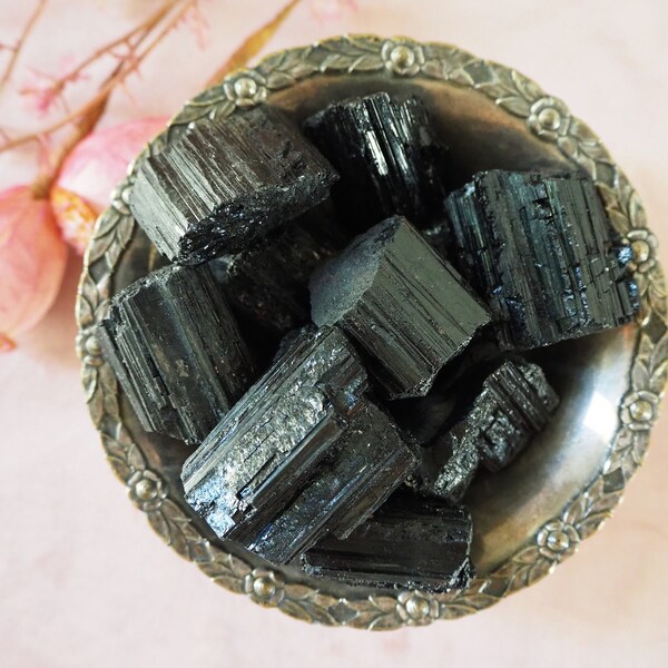 Rough tourmaline chunks – Black tourmaline –  The stone of protection and purification – Crystals