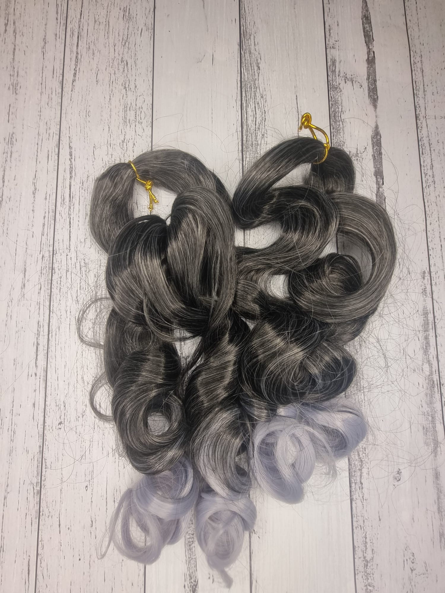 Brazilian hair black and grey ombré 22\
