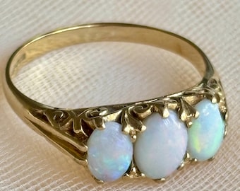 9ct Gold Opal Trilogy Ring, Three Stone Victorian Style Ring, UK Size N