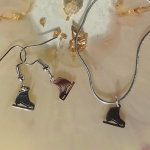 Necklace and Earrings with Ice Skating motive / Figure Skating shoes for Ice Skate Fans / Figure Skating Jewelry / Gift Idea